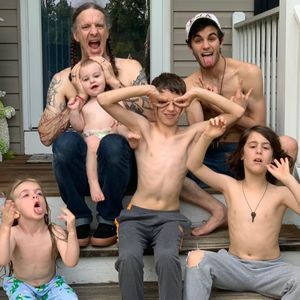 Meet your Posher, Neill